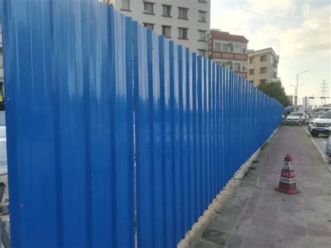彩钢泡沫夹芯围挡施工挡板围栏市政工地施工隔离防撞围蔽建筑护栏-阿里巴巴