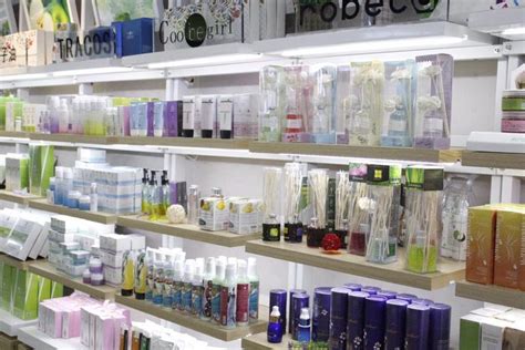 进口化妆品集合店加盟多少钱-香港国际名妆 - 香港国际名妆