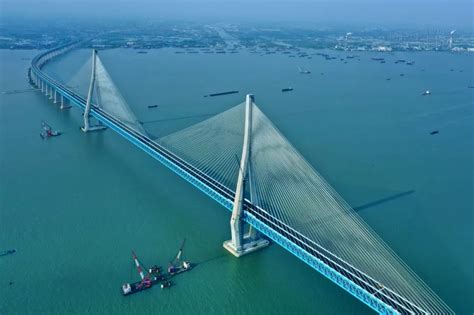 苏通大桥——世界首座超千米斜拉桥 - 东大自平衡