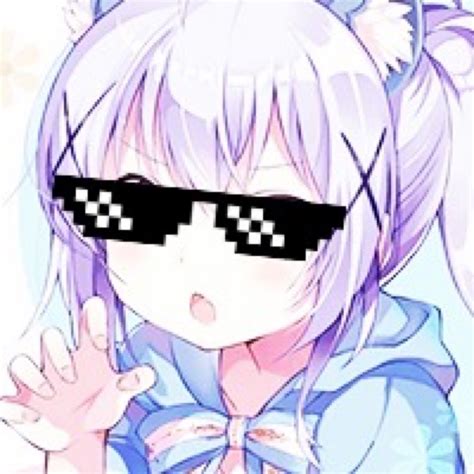 头像墨镜甜美女生动漫版