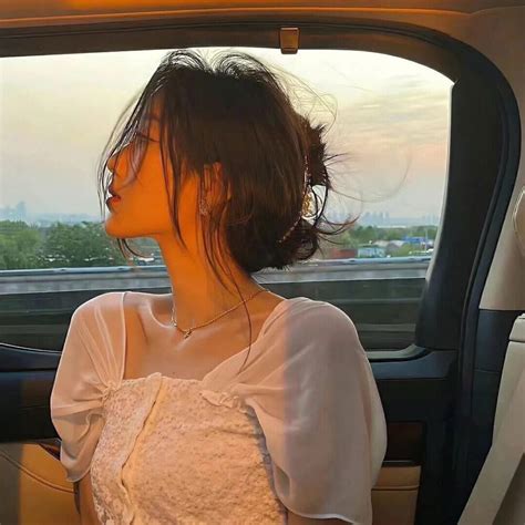 女生头像氛围感温柔