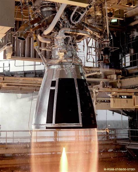 重型运载火箭220吨级发动机完成首台工程样机生产