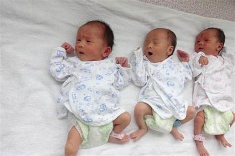 恭喜！香港知名男星妻子顺利产下二胎，宝宝圆脑袋大眼睛超可爱
