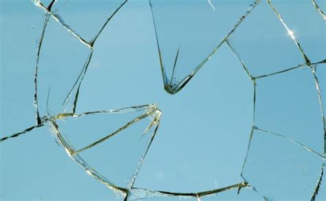 玻璃碎了怎么处理_精选问答_学堂_齐家网