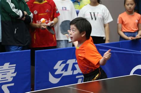 乒乓球爱好者必学的3种基本步法，快速涨球技和打比赛都够用_:::体育直播TV