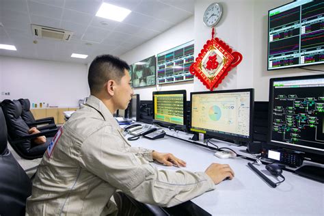 我国首个“双频5G+工业互联网”智能炼厂在惠州建成投用_南方plus_南方+