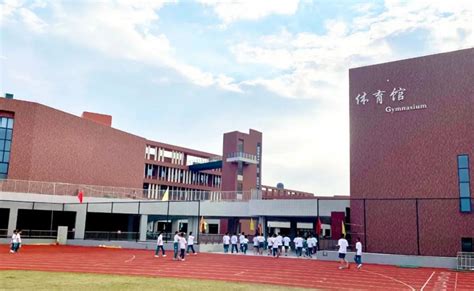 定了！江门这所学校成为广外国际学院人才培养中心，学生日后可以这样留学