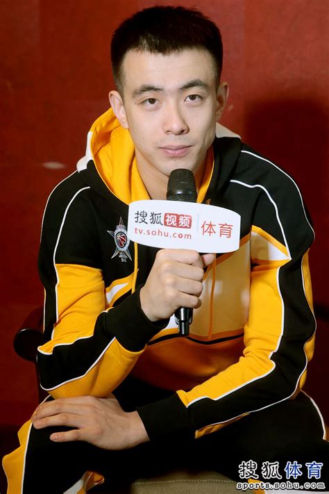 身高一米八五的赵继伟，是中国男篮阵中真正的高富帅