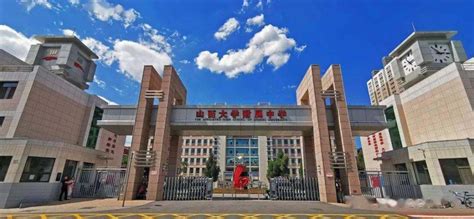 北京大兴高中(「北京大兴地区」独树一帜！这里是受欢迎的「高中」，你猜猜一的是谁？)
