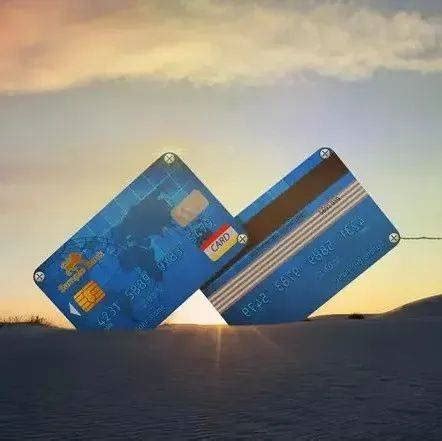 信用卡支付推广海报_素材CNN