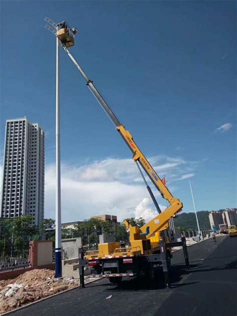 12米剪叉式升降平台出租应用-广州杰程机电设备有限公司