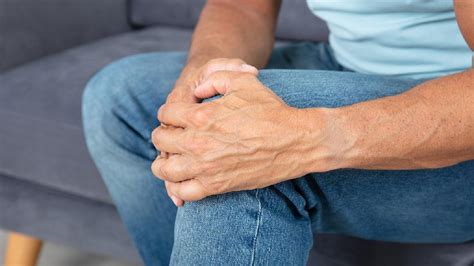 退行性膝骨关节炎的治疗方法 退行性膝骨关节炎的患者需要注意哪些事项-膝关节炎概况-复禾健康