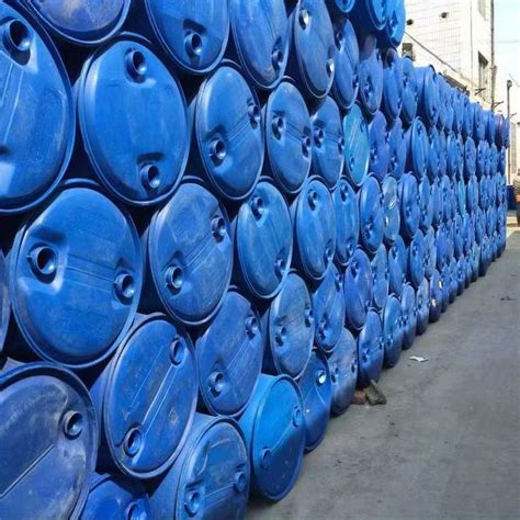 PE废塑料桶回收 二手废塑料蓝桶价格 废大蓝桶