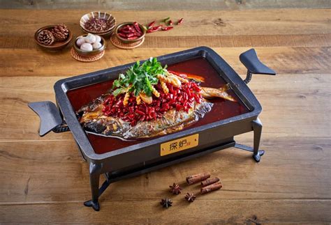 东三省最大的烤鱼连锁 伟大航路～杭州创意美食摄影_杭州鹿马影像-站酷ZCOOL