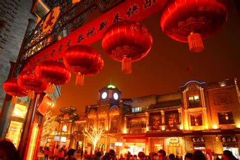 北京前门大栅栏，百年老店随处可见，500多年历史
