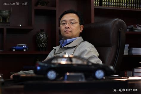 王传福减持比亚迪1%股份，套现逾17亿元 【图】- 车云网