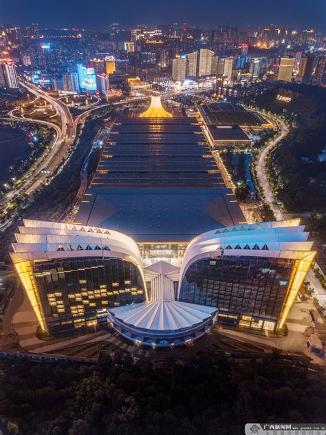 南宁地标入选“2022中国新时代100大建筑”