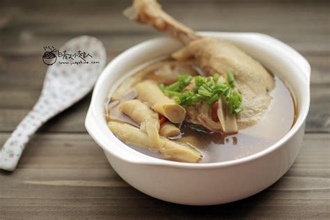 清炖鸭汤的做法 清炖鸭汤怎么做好吃 - 天奇生活