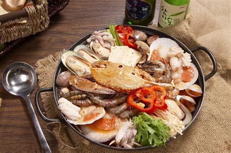 海鲜火锅如何做?教你家庭式的做法 - 集渔泰式海鲜火锅