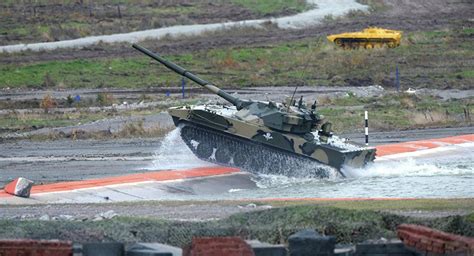 轻坦火力堪比T-90MS！俄媒盘点俄军空降兵新武器，几乎都是重装备