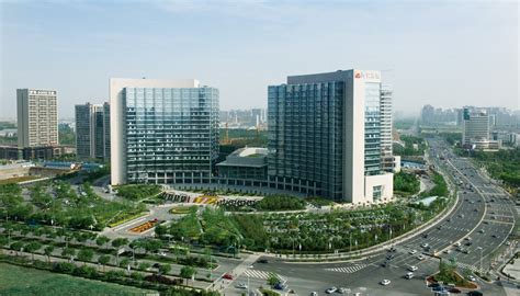 西安高新区与清华共建 交叉信息核心技术研究院|界面新闻
