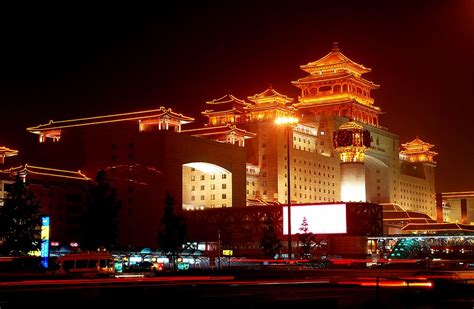 北京西客站夜景高清图片下载_红动中国