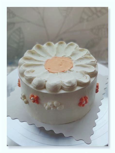 【小清新生日蛋糕--小花蛋糕的做法步骤图】梦之瑄_下厨房
