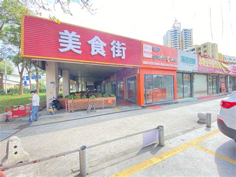 湖南进界设计：湘里小厨·沙井店——色彩斑斓的徽派风！