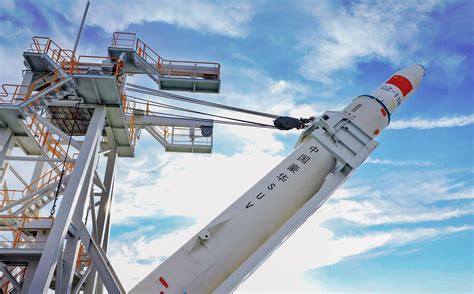 中国首次海上发射火箭 你关注的四个问题都在这里