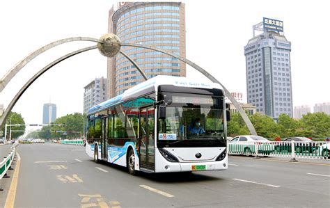潍坊市创建“公交都市”让市民出行轻松美好-潍坊市公共交通集团有限公司