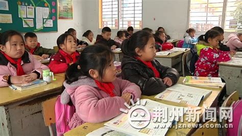 【暖冬行动】留守儿童微心愿 期盼父母回家过年-新闻中心-荆州新闻网