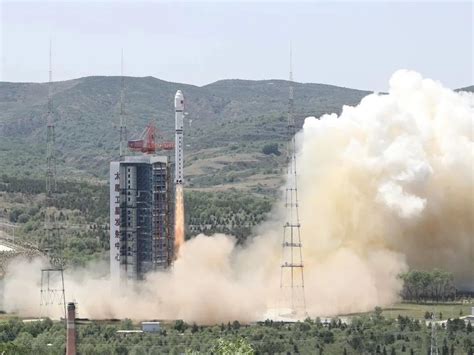 中国"吉林一号"卫星到底有多强？动态监控美军F22战机不在话下! - 知乎