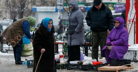 乌克兰居民当街哭诉：我们能去哪里__财经头条