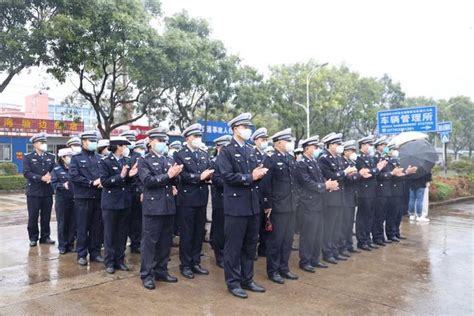 广西省防城港市公安局交警支队企沙大队举行揭牌仪式(组图)-特种装备网