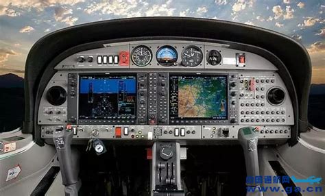 钻石训练飞机DA40_供应产品_南山航空学院
