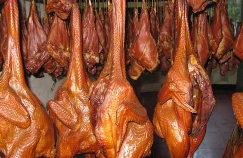 【腊鸡的腌制方法】【图】腊鸡的腌制方法 教你做出美味腊鸡的秘诀_伊秀美食|yxlady.com