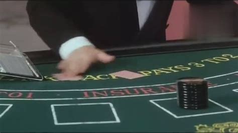 《赌侠》十赌九诈，牌桌上到处是千术，看完这段出千术你还敢赌吗_腾讯视频