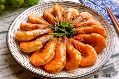 红烧大虾的做法_菜谱_香哈网