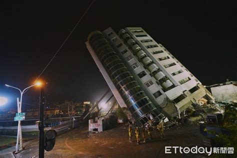 台湾花莲地震已致11人遇难_凤凰资讯