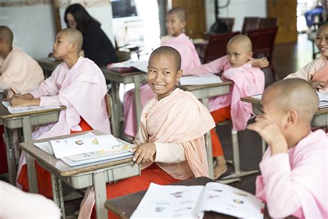 缅甸寺庙传出的中文读书声_图片中国_中国网