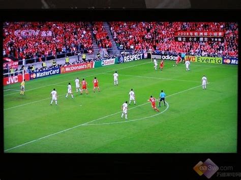 哪个网络电视可以看足球赛直播-有什么网络电视可以看各大足球联赛。