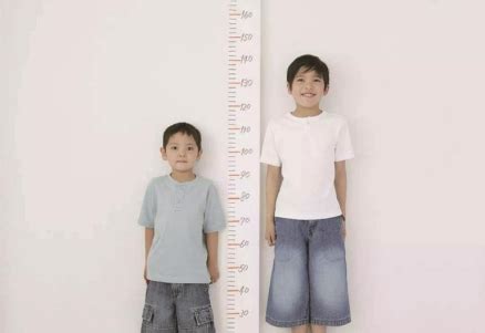 男孩子长多高，才不算矮？|身高|男孩子|男生_新浪新闻