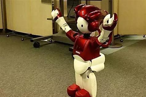 日本女性机器人10万元一个，为何能得到全球追捧？专家点明原因 - 知乎