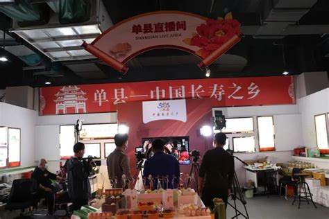 闫富城-北京主持人-婚礼家婚礼人员预定平台