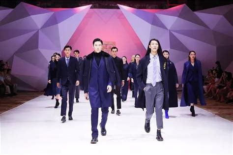 2019中国纺织服装行业十大优势品牌-纺织服装周刊