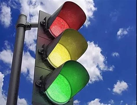 《道路交通信号灯设置与安装规范》GB 14886-2016_com_常识_处理