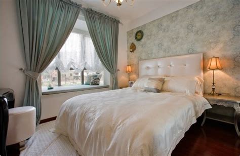 8平米的卧室适合多大尺寸的床 小卧室用床方法_空间