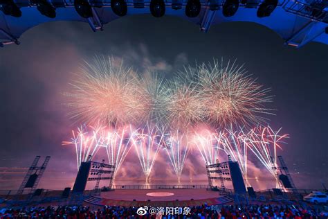 正月十六烟花继续，宜阳县组织的焰火晚会昨晚举行，你看了么？
