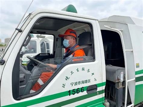 434户，宁波海曙首批一线环卫工人领到公租房补贴|界面新闻