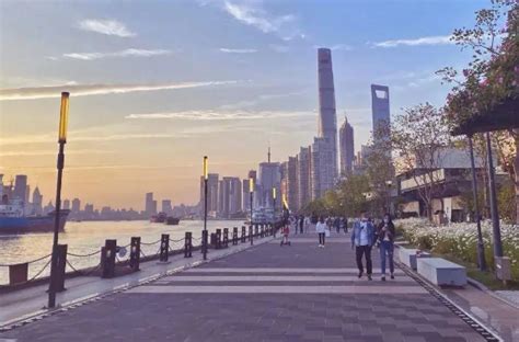 浦东滨江大道 - Top20上海旅游景点详情 -上海市文旅推广网-上海市文化和旅游局 提供专业文化和旅游及会展信息资讯
